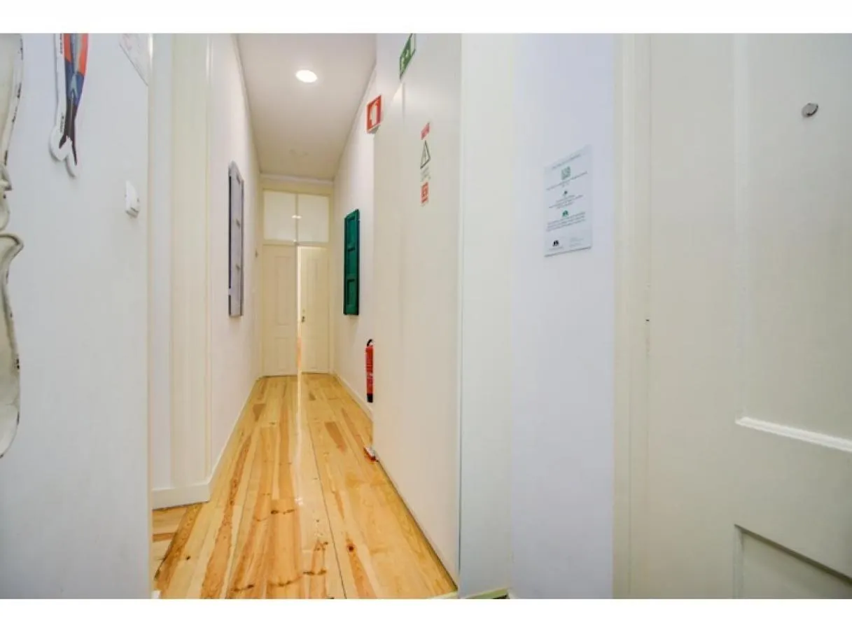 HOUZE_Studio in Alcântara near LX Factory Lisboa